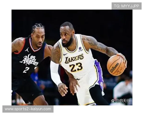 戴维斯状态火热25分钟14投8中斩获25分6篮板帮助球队取得胜利