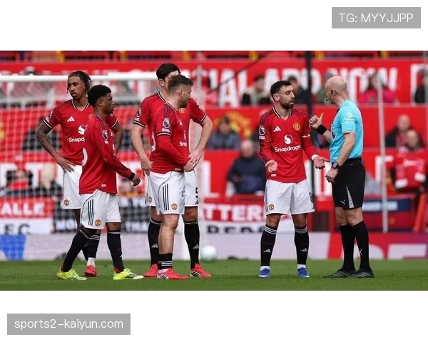 曼联梅努卡塞米罗搭档双中场 轮换调整释放B费前场创造力